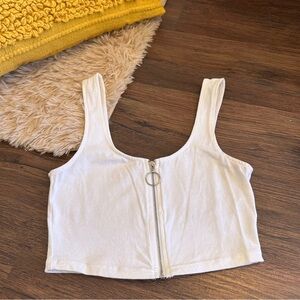 White Zippered Women’s Charlotte Russe o-ring white crop top size XS